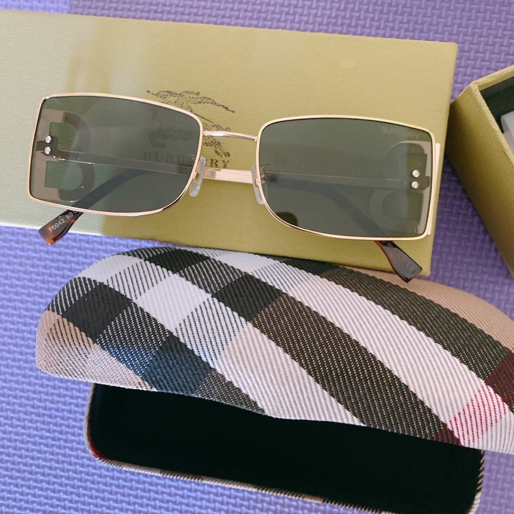 sunglasses - Picture 2 of 4